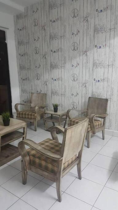 3Rooms 10Pax Mc 5 Star Hotel Sofa&Bed Mrt Mcd Axiata سيري كيمبانغان المظهر الخارجي الصورة