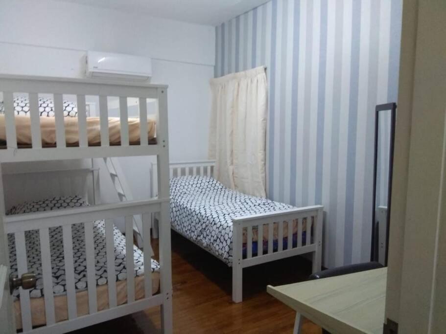 3Rooms 10Pax Mc 5 Star Hotel Sofa&Bed Mrt Mcd Axiata سيري كيمبانغان المظهر الخارجي الصورة