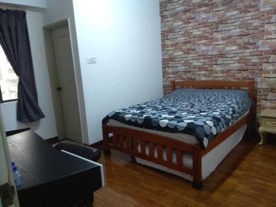 3Rooms 10Pax Mc 5 Star Hotel Sofa&Bed Mrt Mcd Axiata سيري كيمبانغان المظهر الخارجي الصورة